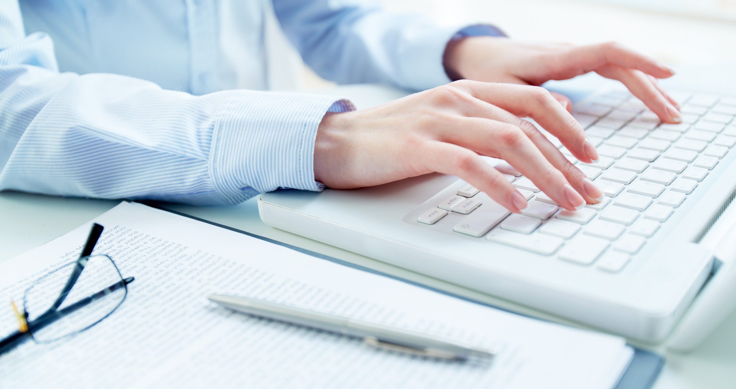 Typing hands